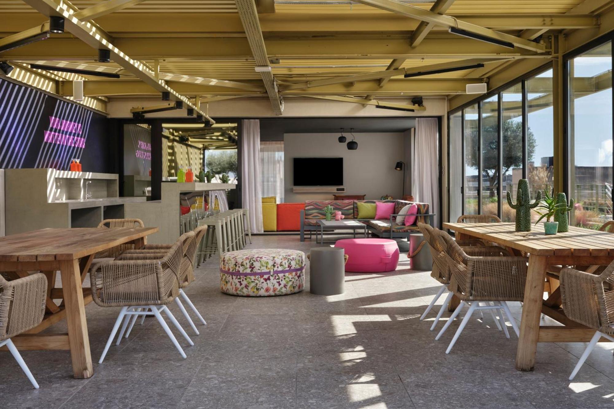 Moxy Athens City ภายนอก รูปภาพ
